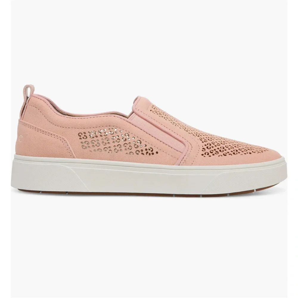 NWT Vionic Kimmie Roze Perforated Suede Slip On Sneaker 6.5